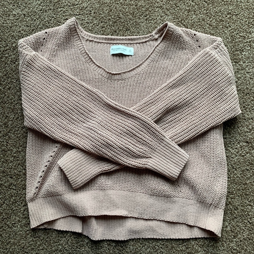 Abercrombie & Fitch Sweater
